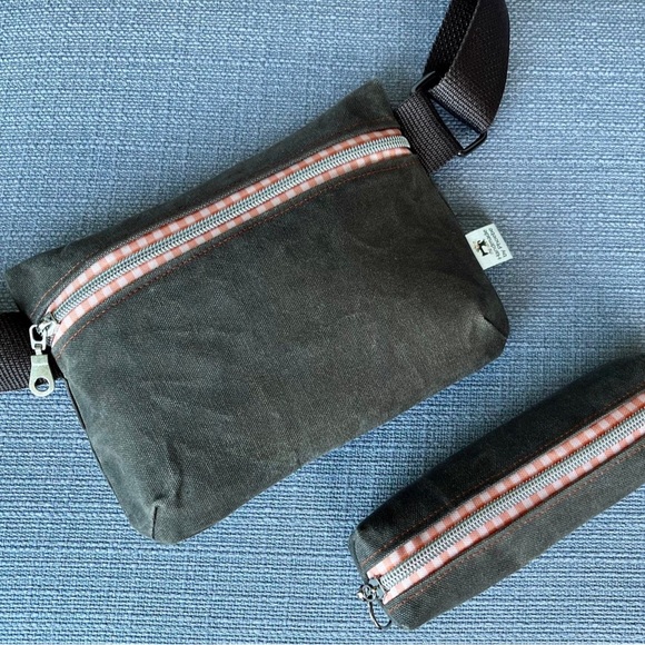 waxed canvas beltbag fanny pack vintage boho - Picture 3 of 3